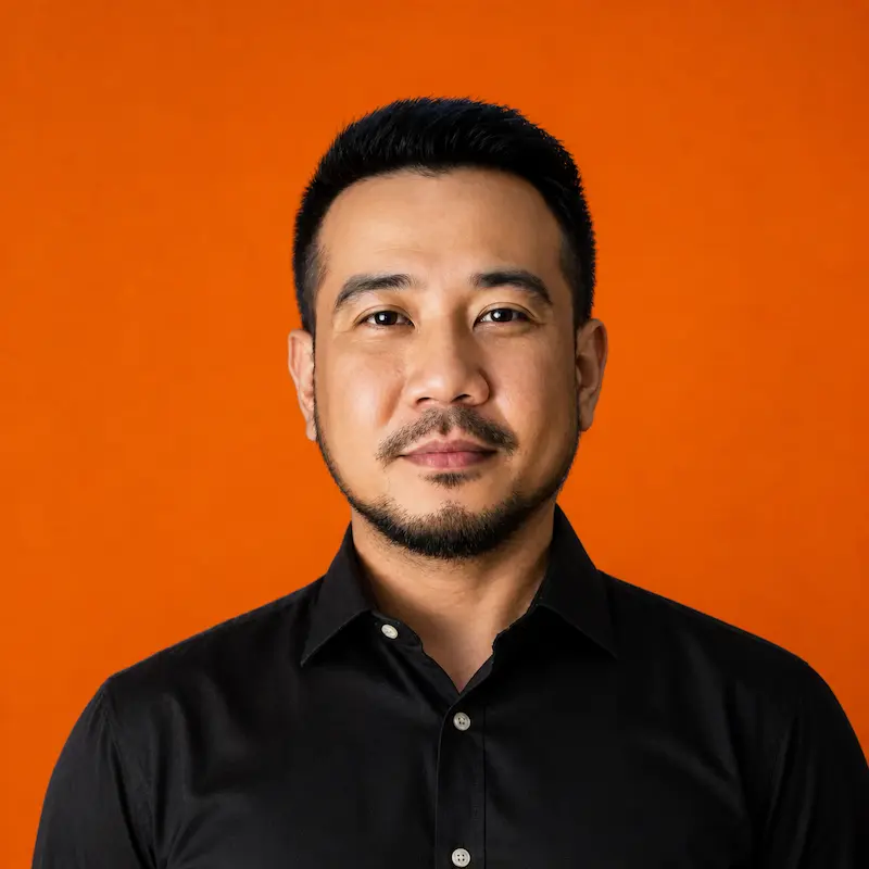 Sam, Senior Web & Funnel Designer
