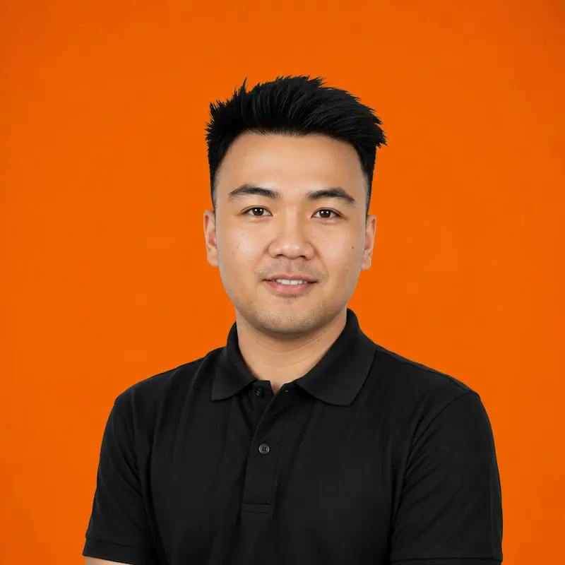 Russel, Junior Web & Funnel Designer