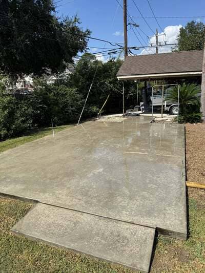 Roof washing in Beaumont