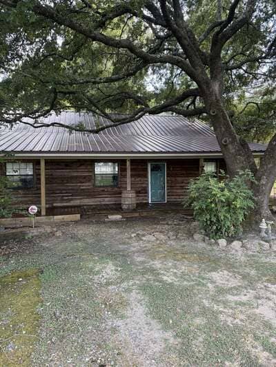 {{ custom_values.service_4 }} in {{custom_values.area_2})