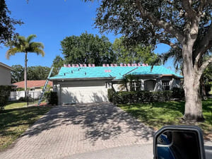 {{ custom_values.service_2 }} in {{custom_values.area_2})