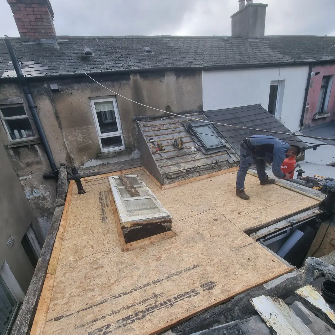 Old flat roof before renewal