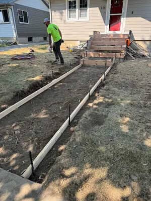 {{ custom_values.service_1 }} in {{custom_values.area_5})