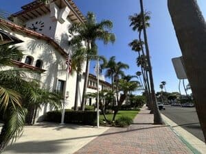 {{ custom_values.service_2 }} in {{custom_values.area_3})