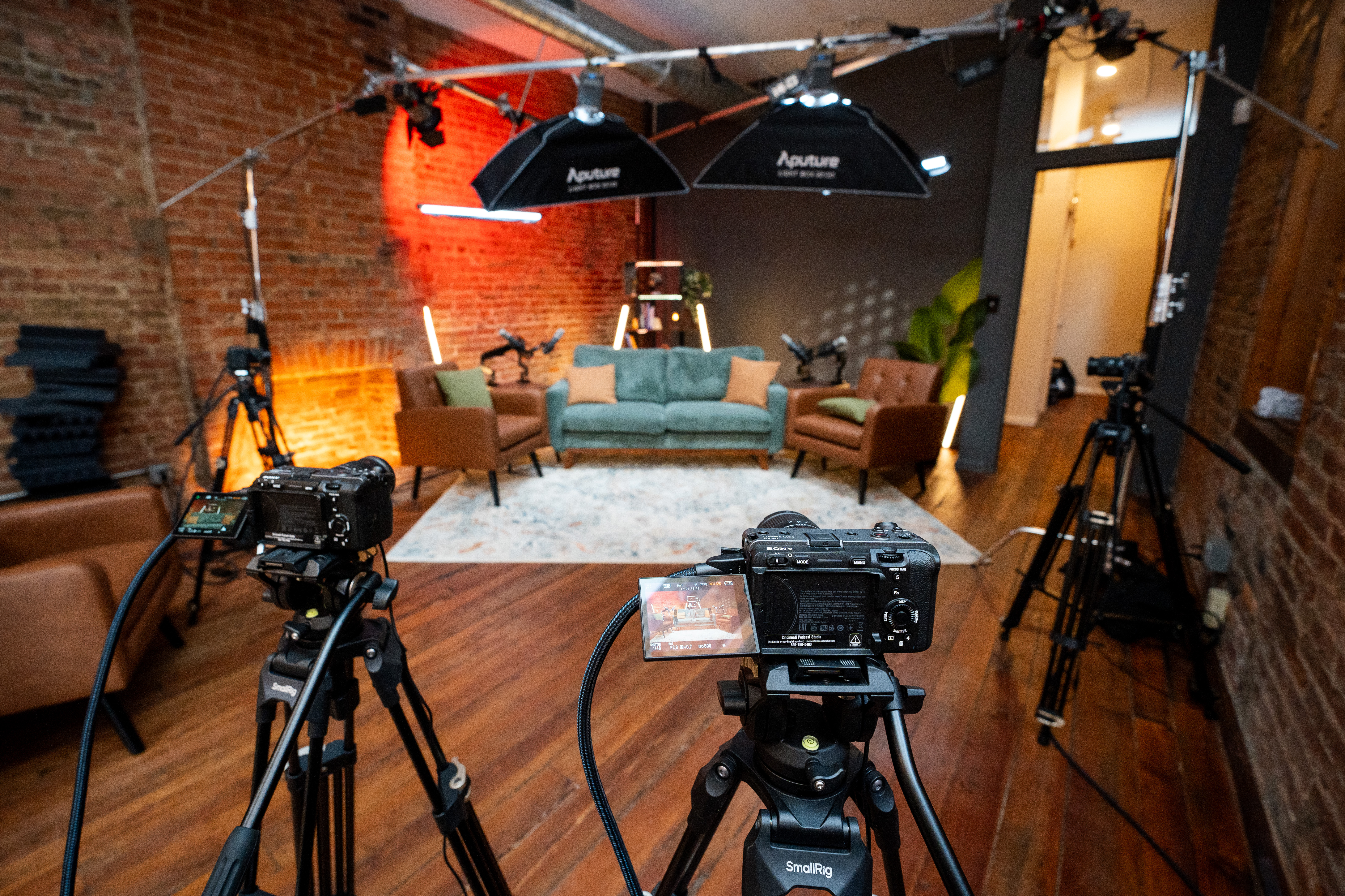 Cincinnati Podcast Studio equipment