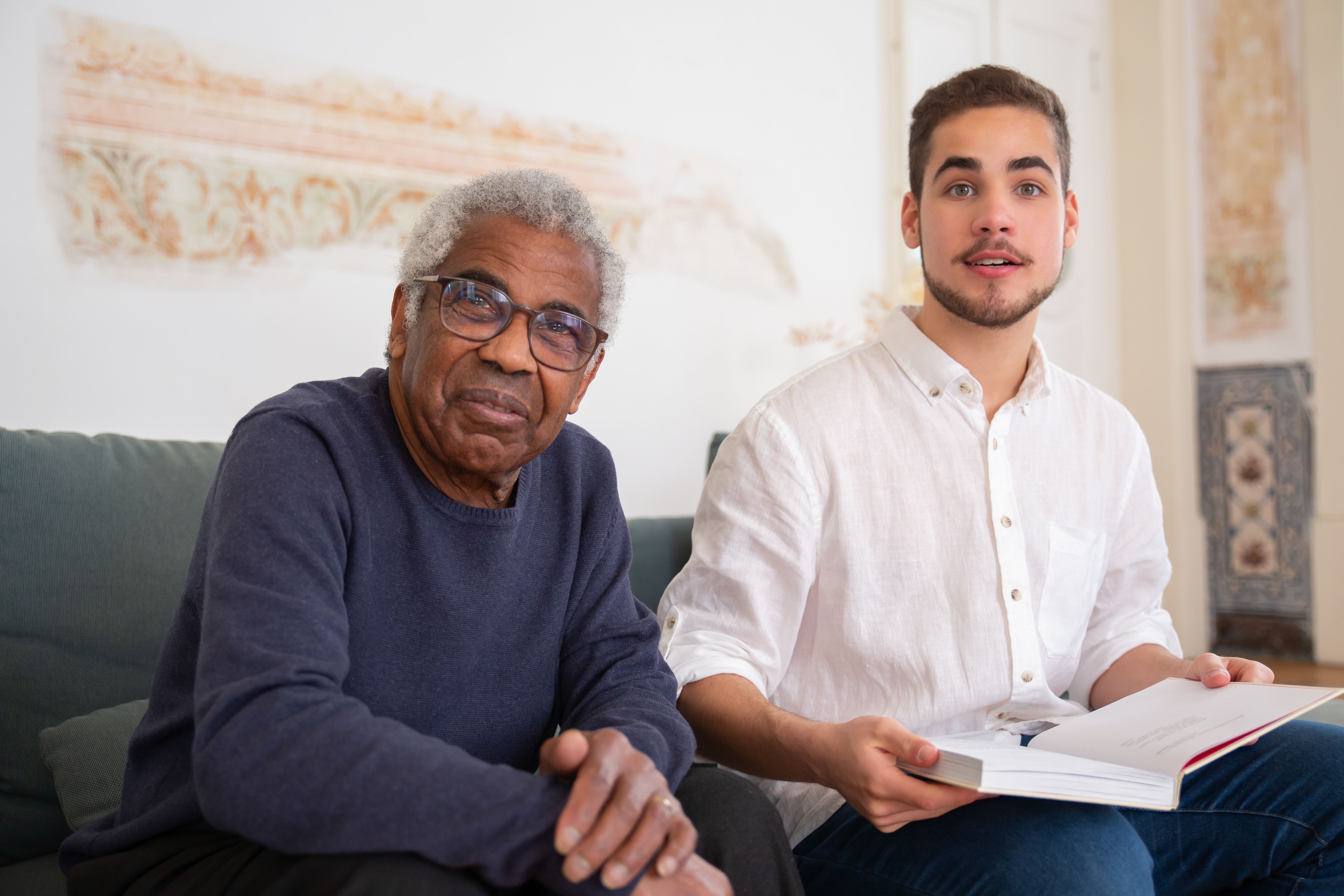 Older and younger adults reading together