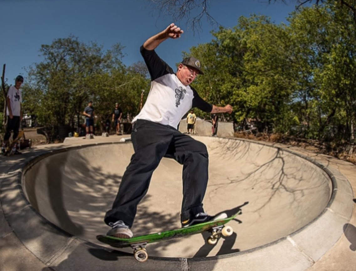 Cary Jackson skating a concrete bowl in Austin