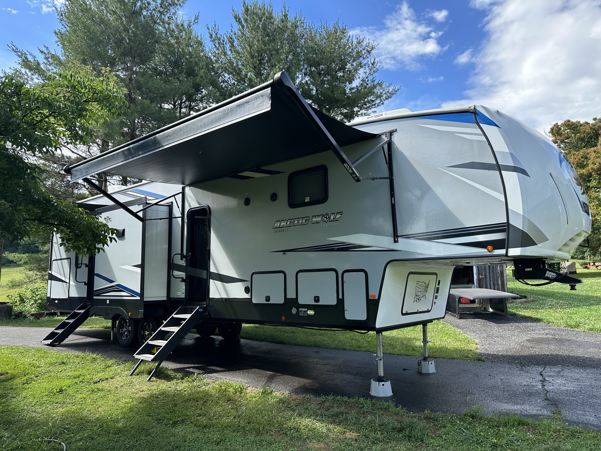Artic Wolf RV rental in Jarrettsville, MD