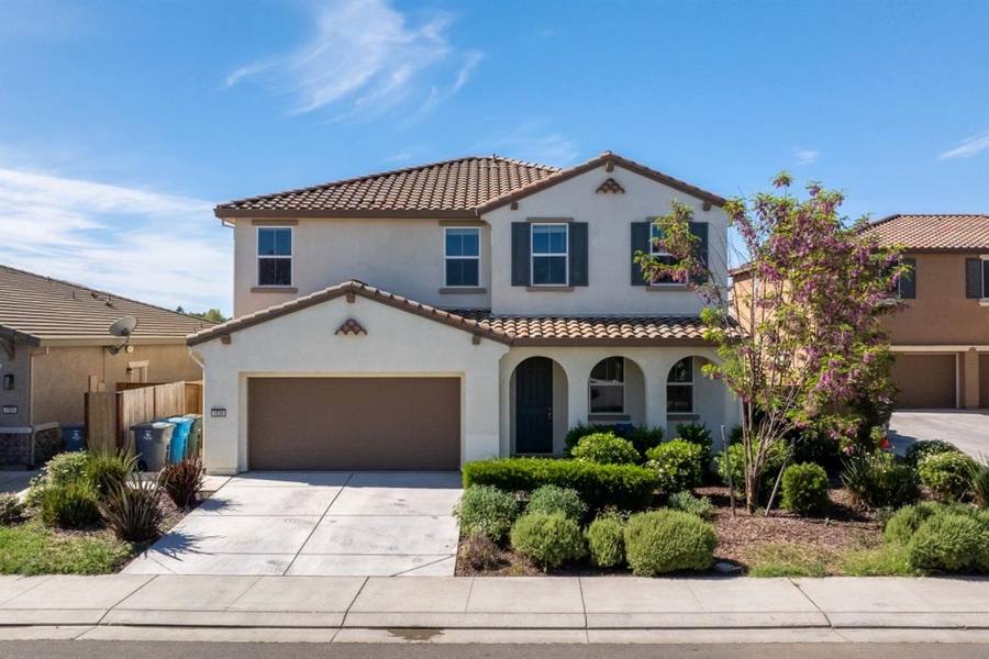 1535 Arlington Court, Dixon