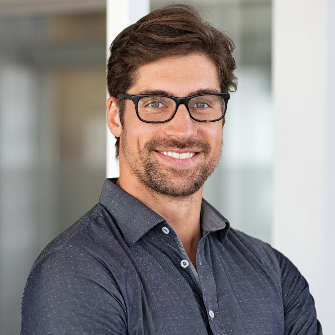 Investors and operators discussing a project