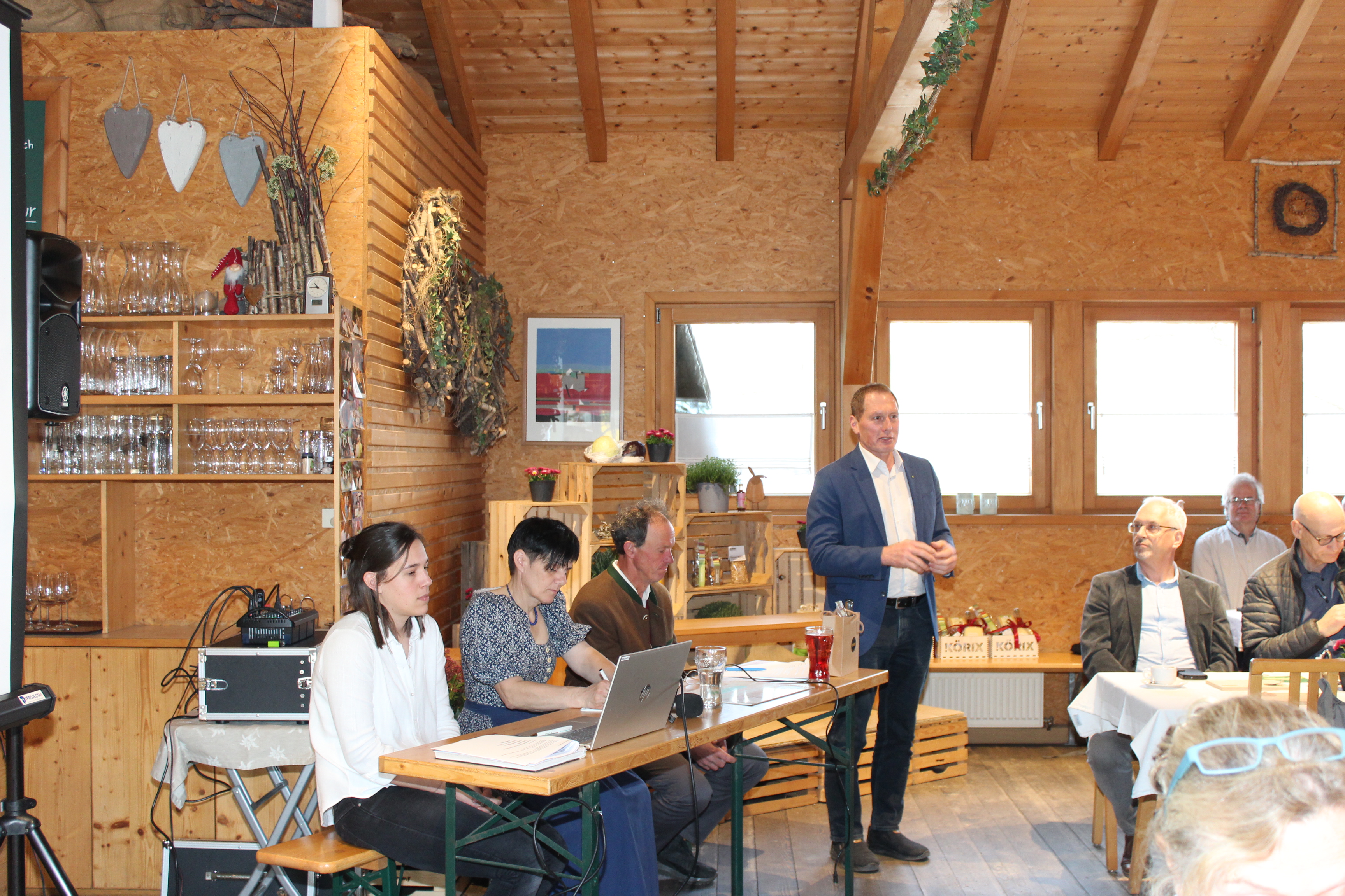 Grußworte vom Präsidenten