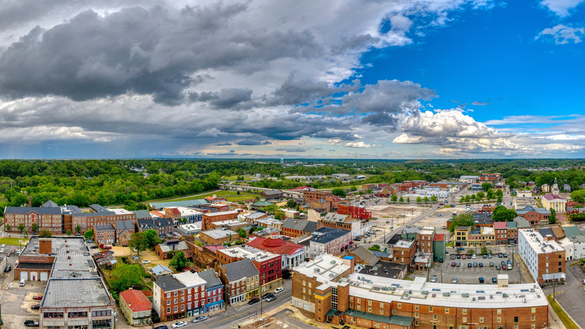Aerial view of Petersburg and the Butterworth Studios building