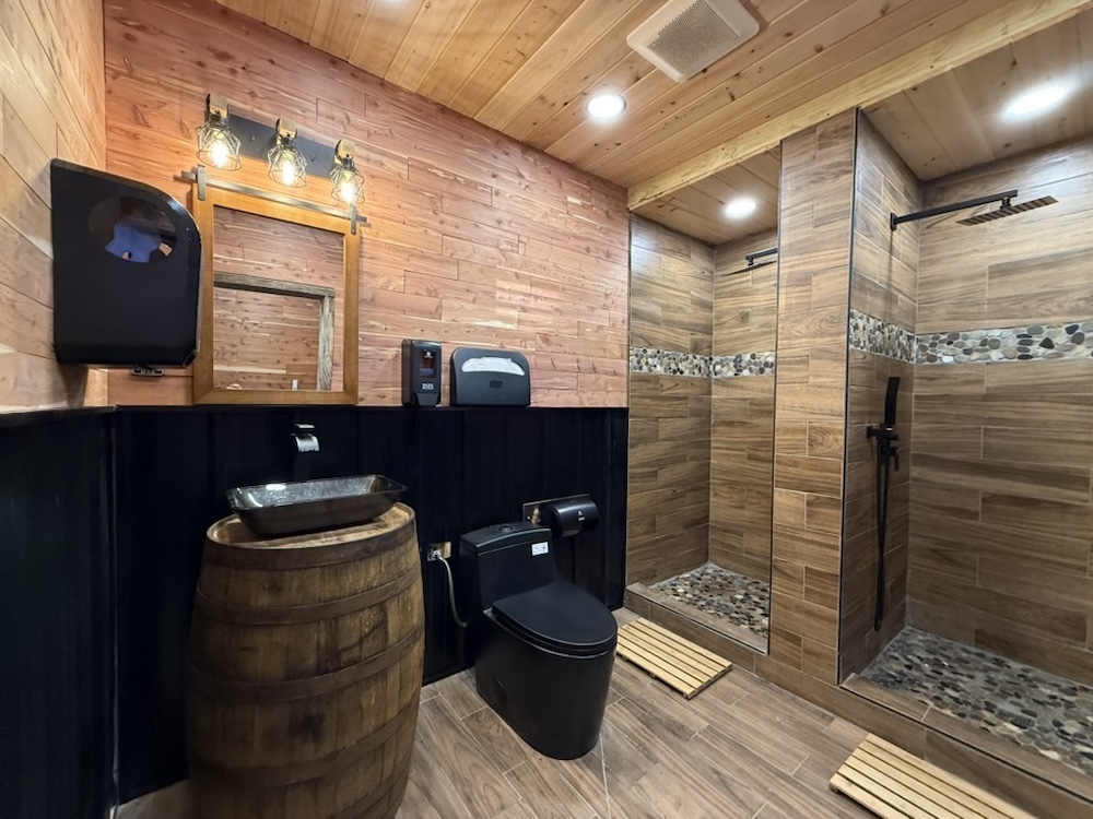 Renovated Premium Bathhouse