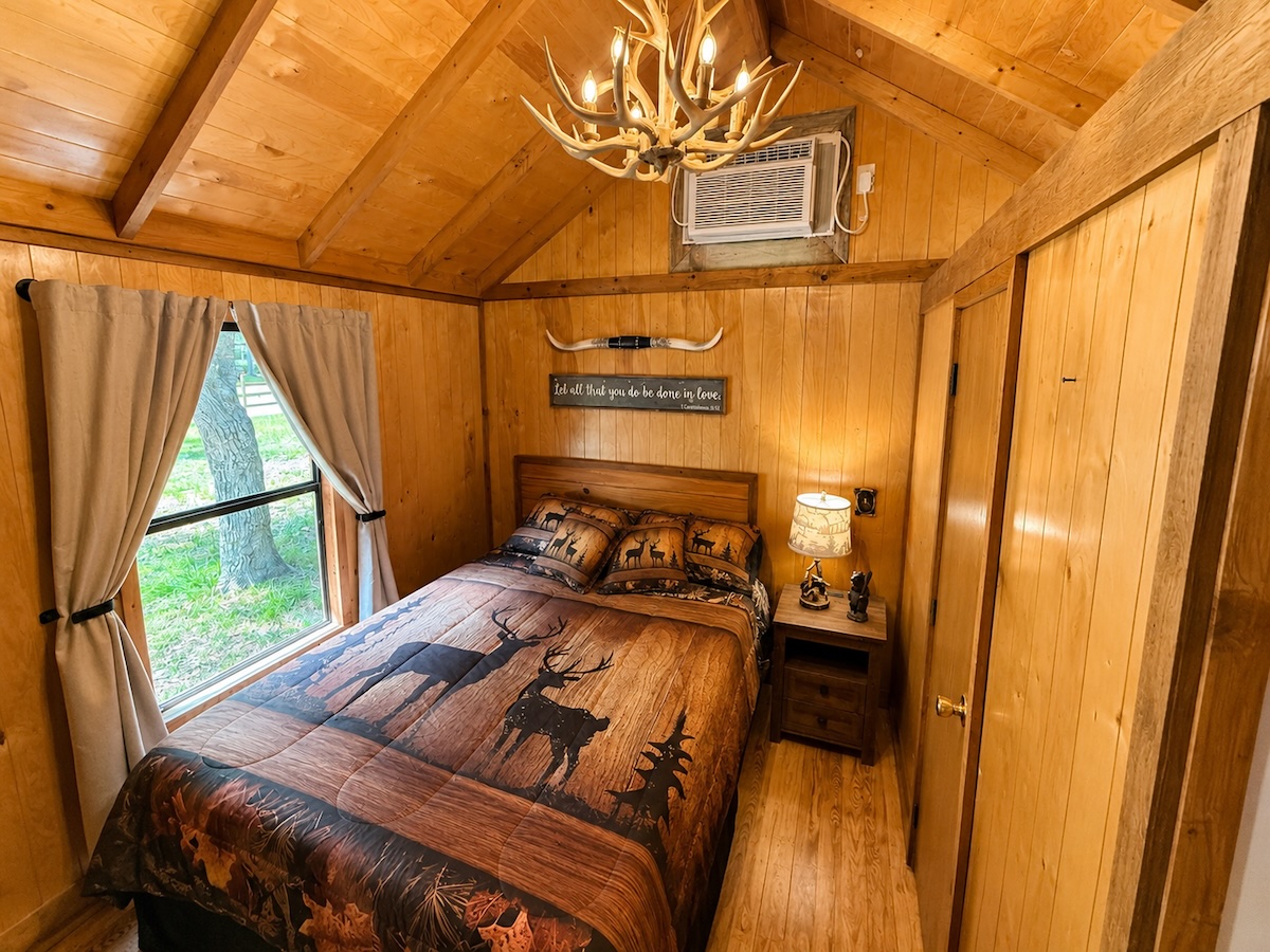 Hollow Cabin 2
