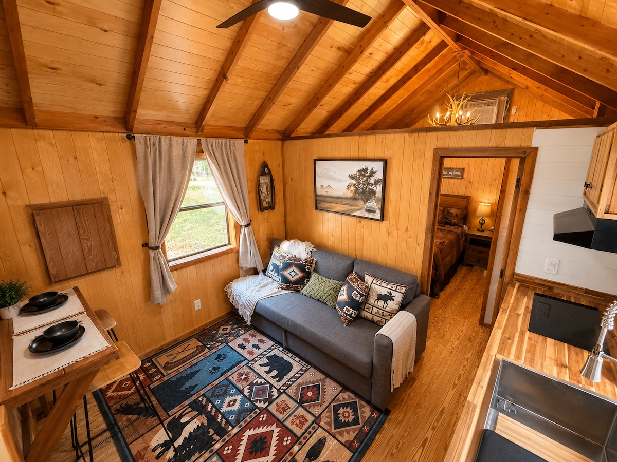 Hollow Cabin 3