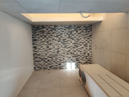 Façade and Pier  Tiling 