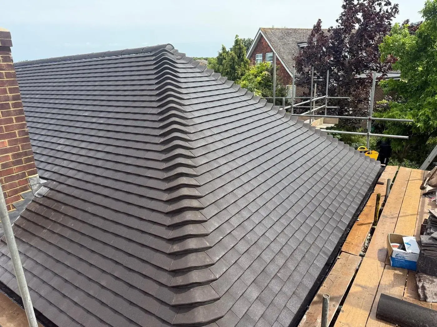 Finished tiled hip, Prime Roofing & Guttering, Oxfordshire
