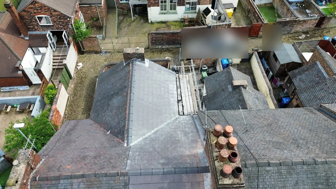 Slate roof with chimneys, Prime Roofing & Guttering, Oxfordshire