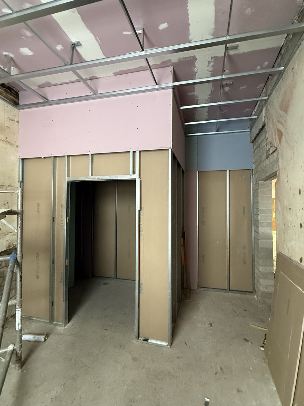 Studio layouts framed in metal stud and board