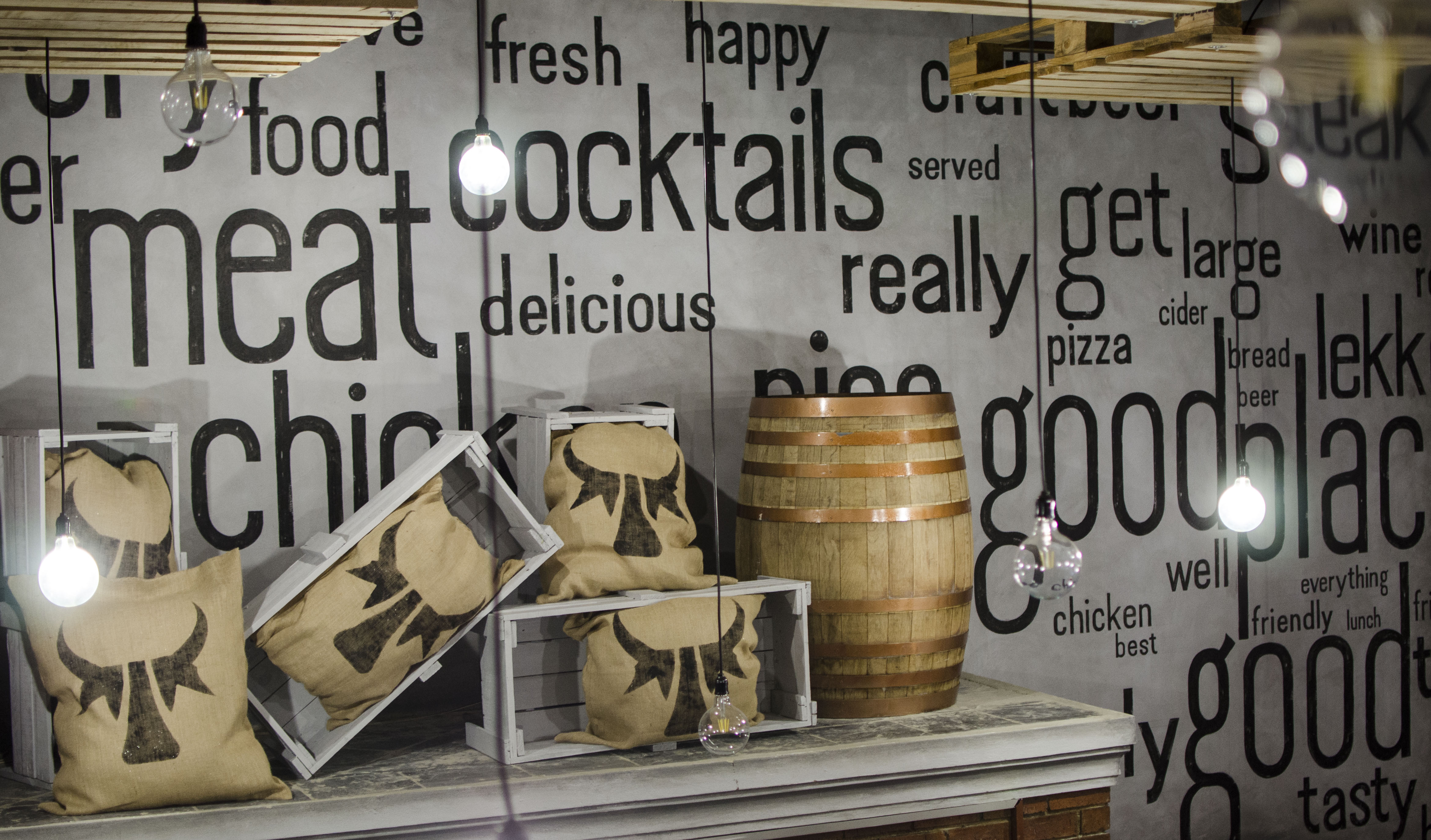 Restaurant word wall decor at Picanha Grill Bellairs