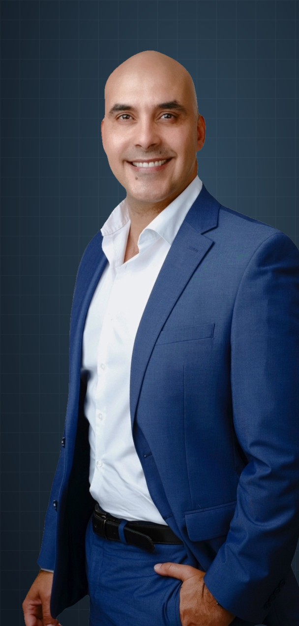 Alejandro Laurens, agente de bienes raíces