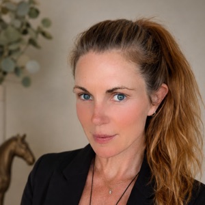 Ria Norman