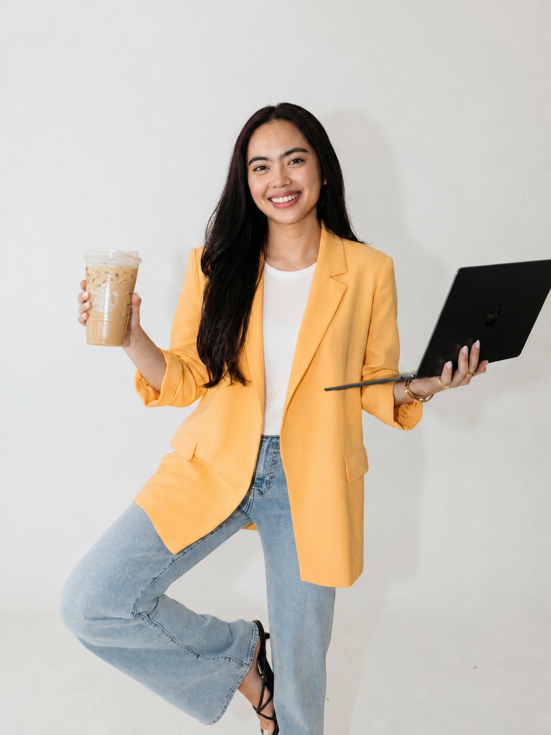 Sara from BuildWithSara