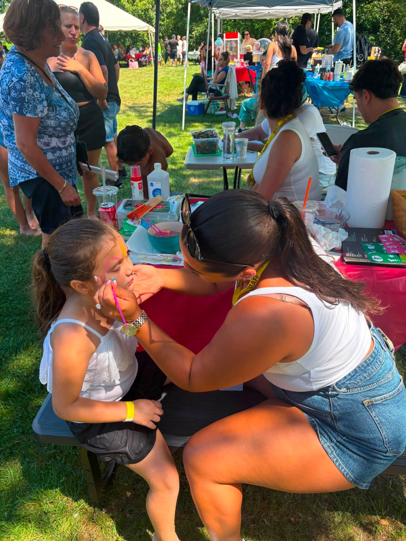Volunteers & Families — Photo 10