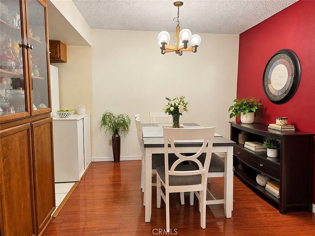 Home interior photo 5