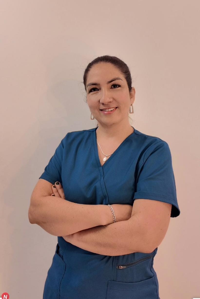Marisol, asistente técnico en implante capilar de DAR International SAS