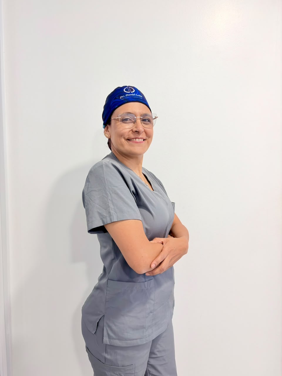 Sonia, asistente técnico en implante capilar de DAR International SAS