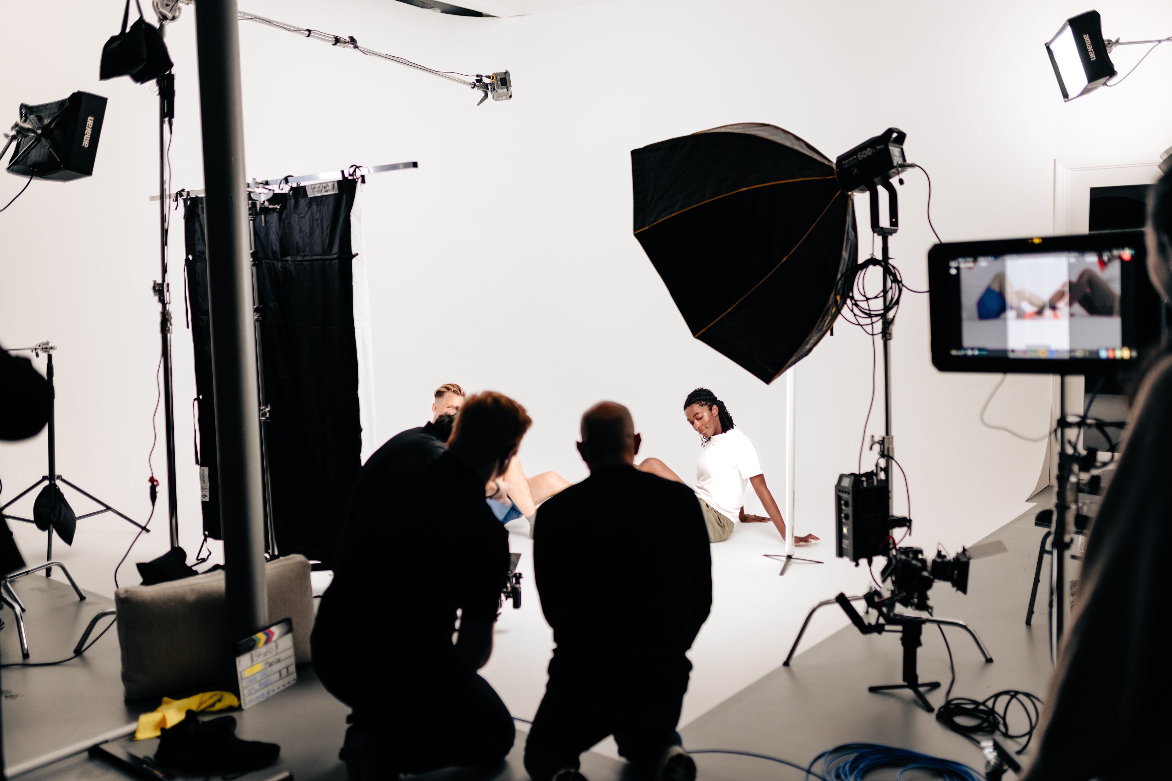 Behind the scenes photo 1