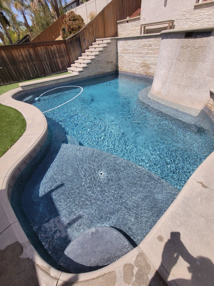 Pool service in French Valley CA