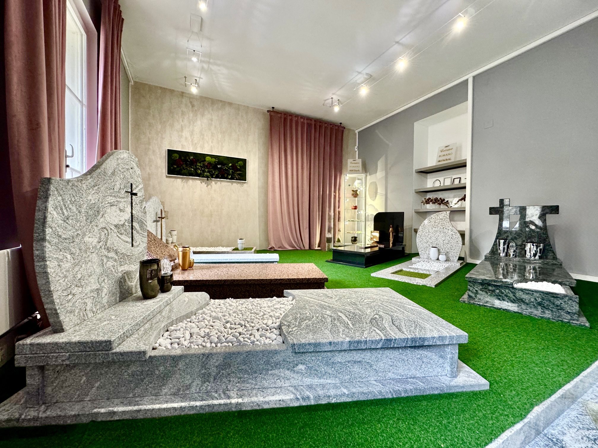 Showroom Les Pierres Tombales à Carouge avec monuments funéraires exposés.