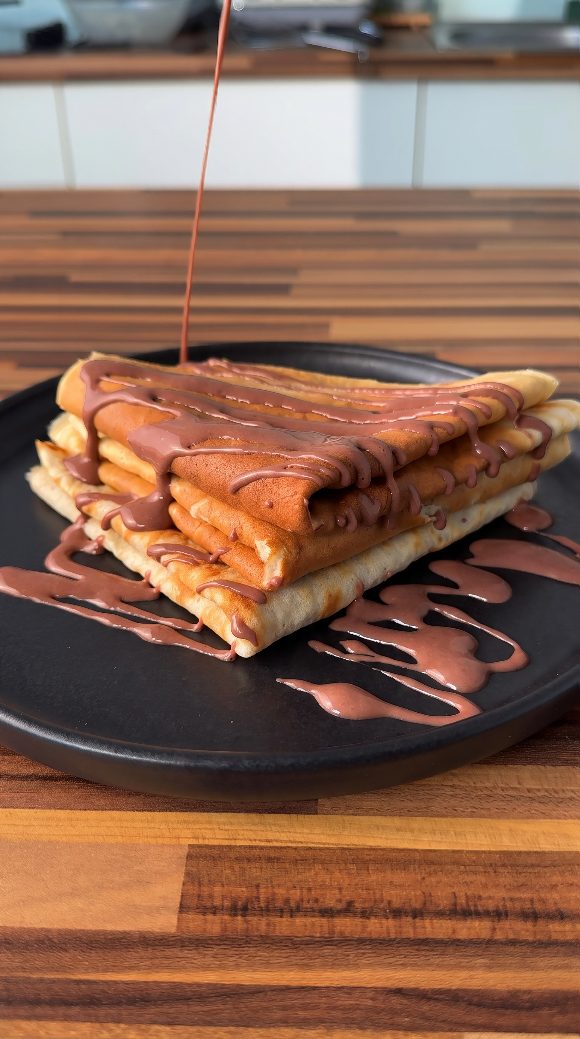 Crepas con salsa de chocolate