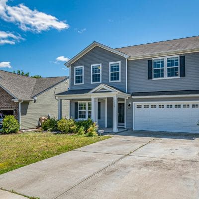 Concrete driveways in Auburn, Washington
