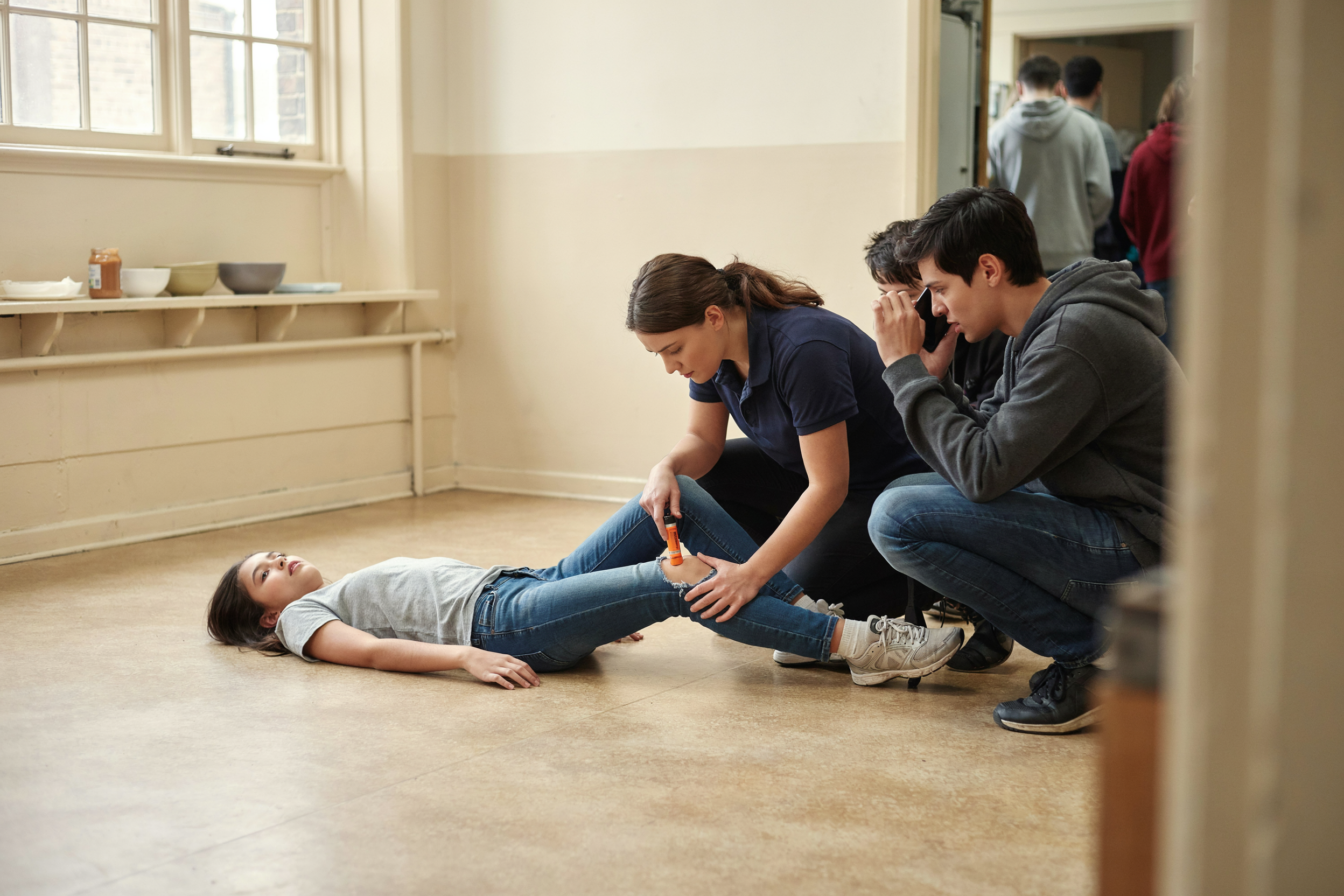 anaphylaxis response in a youth centre kitchen