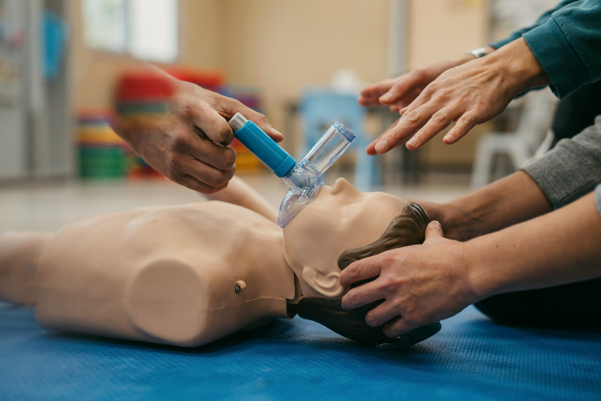 Spacer and puffer technique on a child-sized manikin