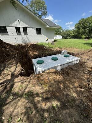 {{ custom_values.service_4 }} in {{custom_values.area_5})