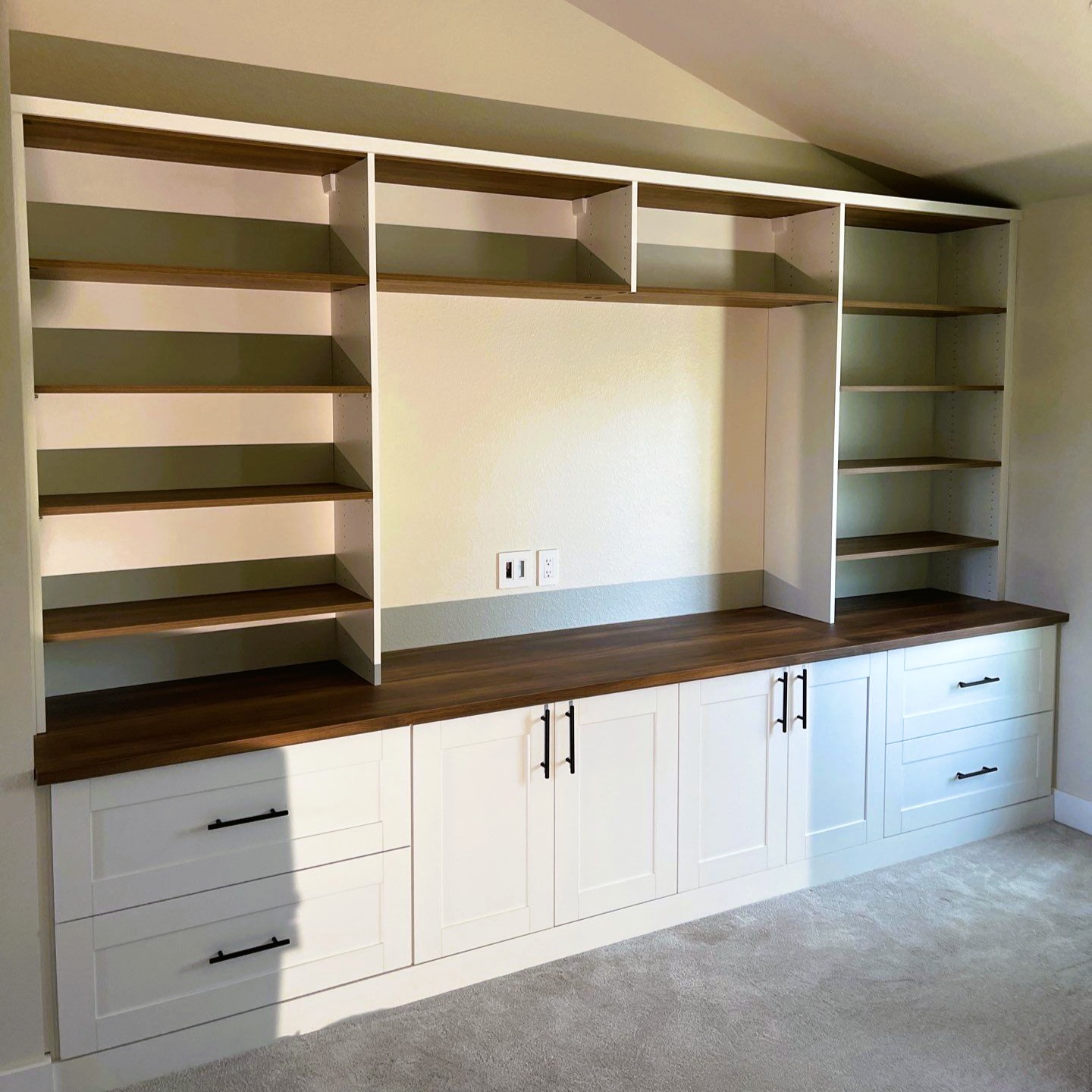 Louisville Colorado Custom Entertainment Center Built-In