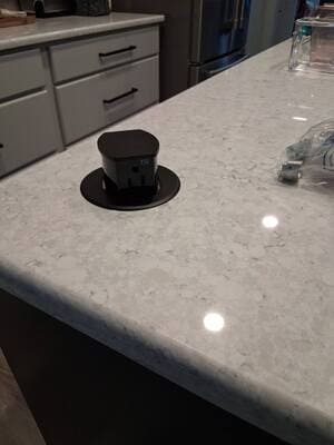 {{ custom_values.service_1 }} in {{custom_values.area_4})