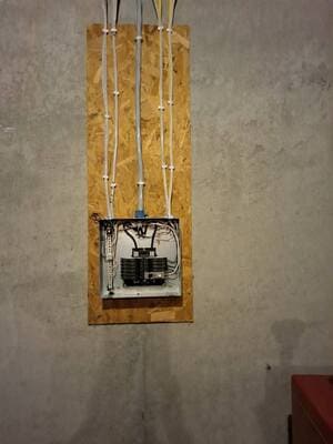 {{ custom_values.service_1 }} in {{custom_values.area_1})