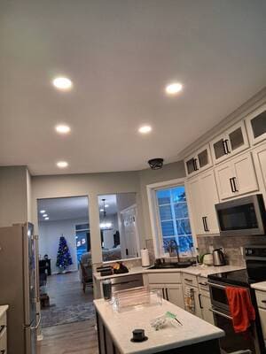 {{ custom_values.service_2 }} in {{custom_values.area_5})