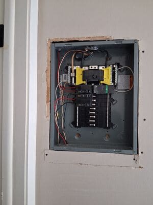 {{ custom_values.service_2 }} in {{custom_values.area_7})