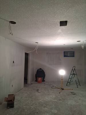 {{ custom_values.service_3 }} in {{custom_values.area_3})