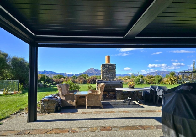 Modern outdoor louvre roof solution in Wanaka for year-round comfort