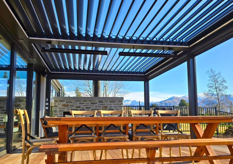 Louvre roof system with heating and lighting in Queenstown
