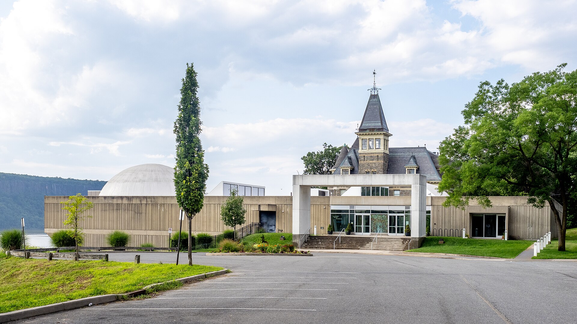 Hudson River Museum in Yonkers, New York