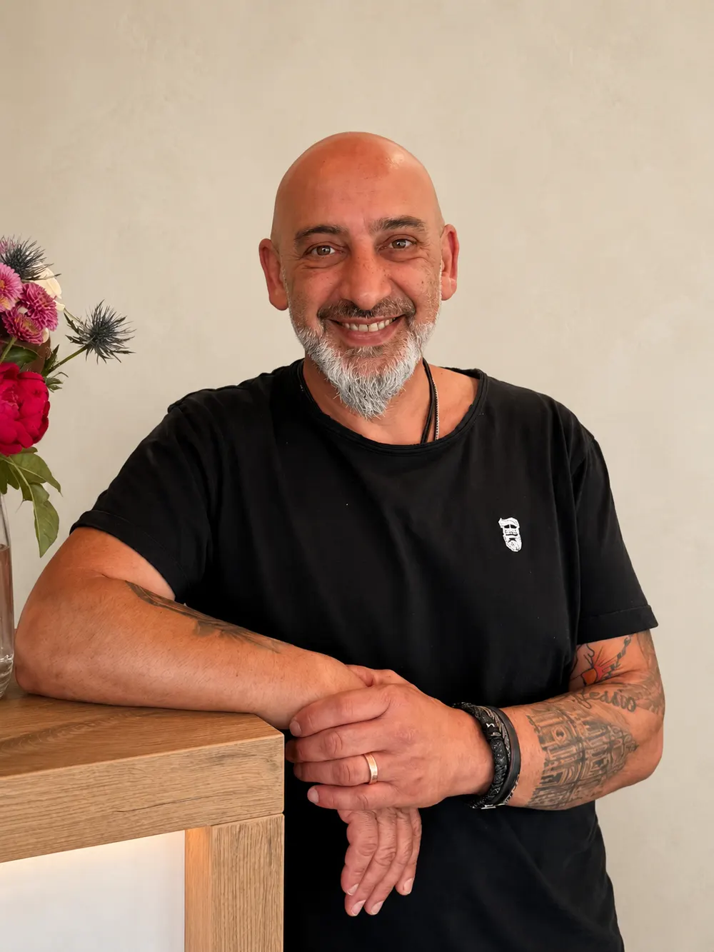Giuseppe, zertifizierter Farbartist und Hair & Beauty Artist bei ARZU in Lippstadt-Bad Waldliesborn