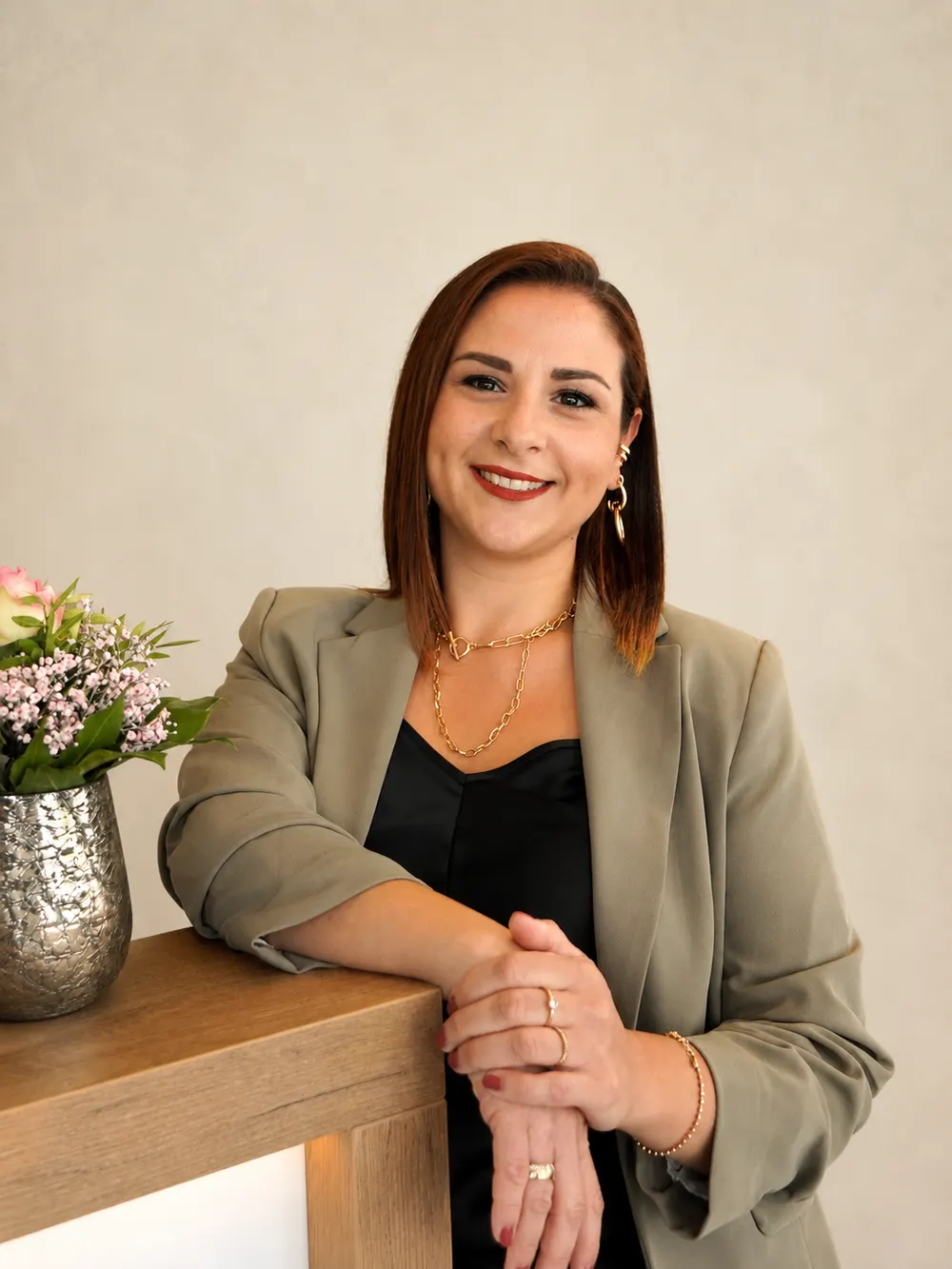 Gül, Teamassistenz im Friseursalon ARZU in Lippstadt-Bad Waldliesborn